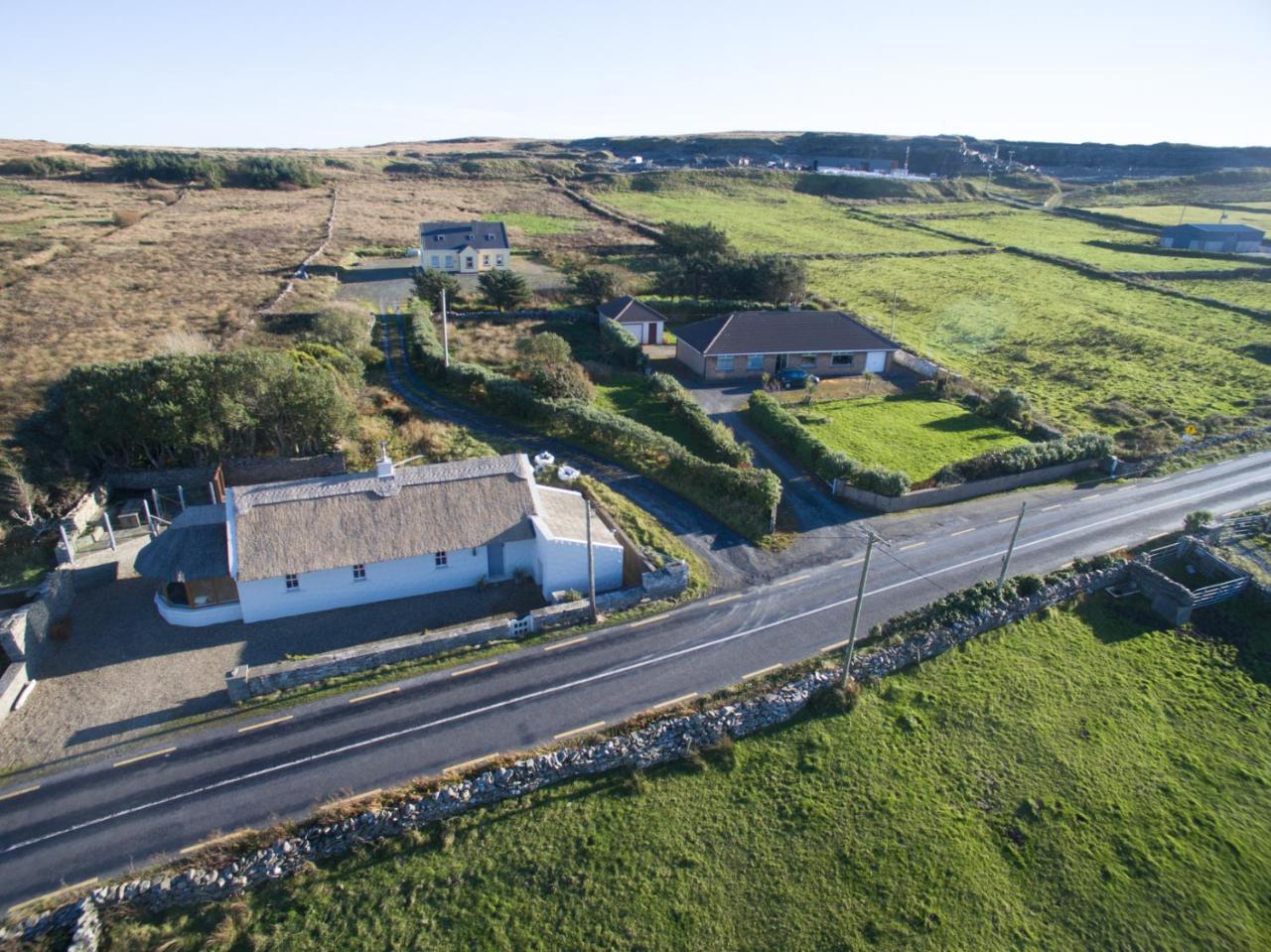 Storytellers Holiday home Ballycotteen
